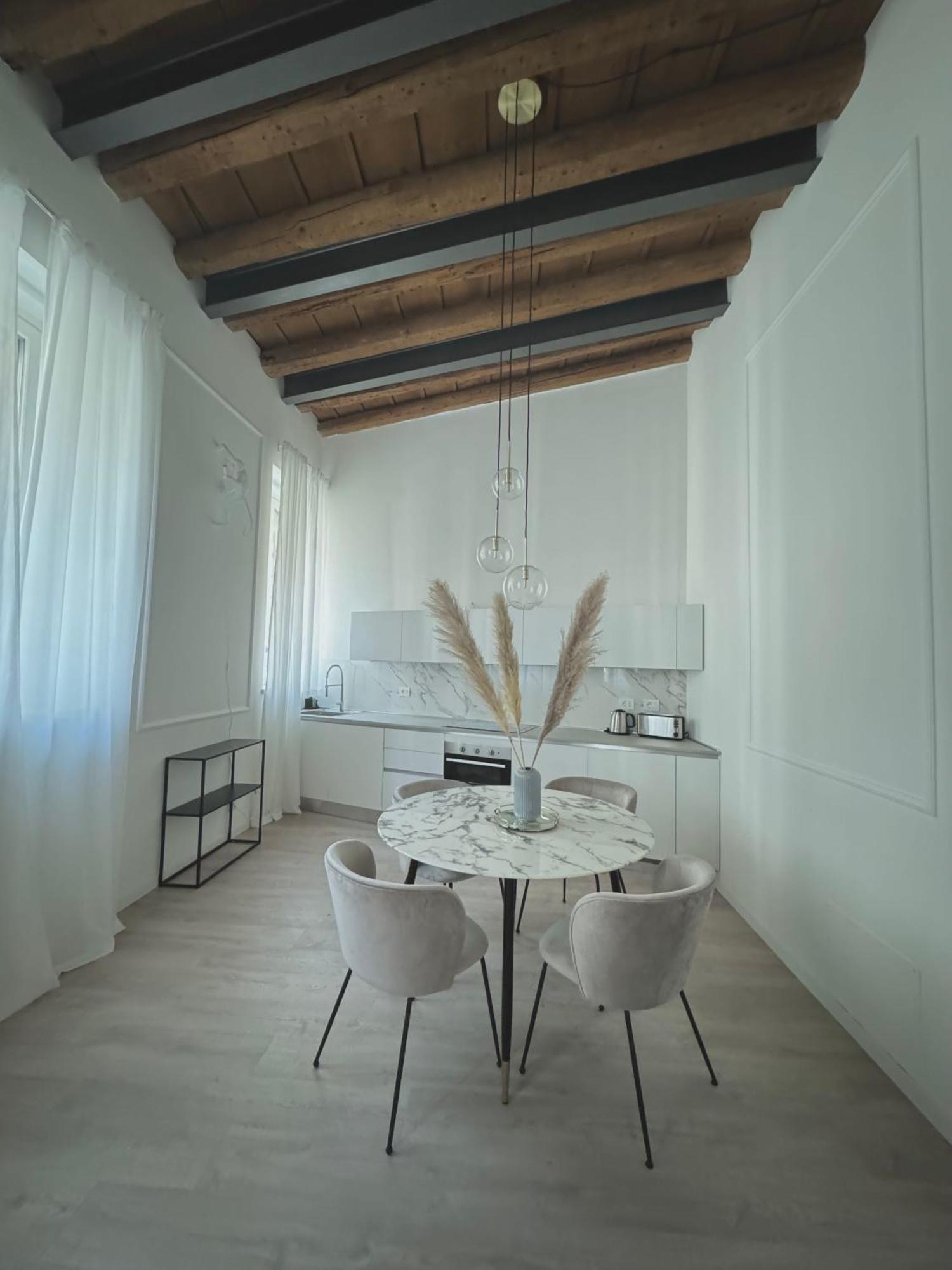 Appartement Dimora Manin à Vérone Extérieur photo