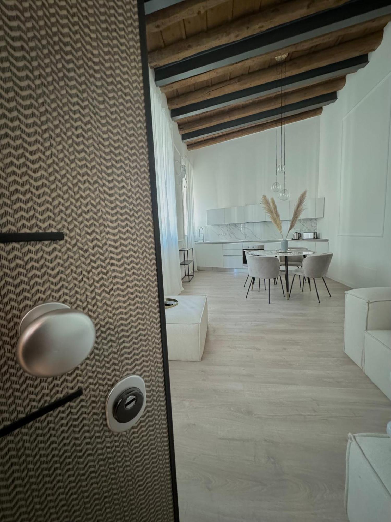 Appartement Dimora Manin à Vérone Extérieur photo